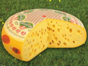 Emmental : fromage à pâte cuite