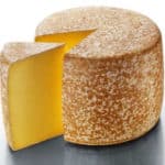 Le Cantal, fromage d’excellence au cœur de l’Auvergne