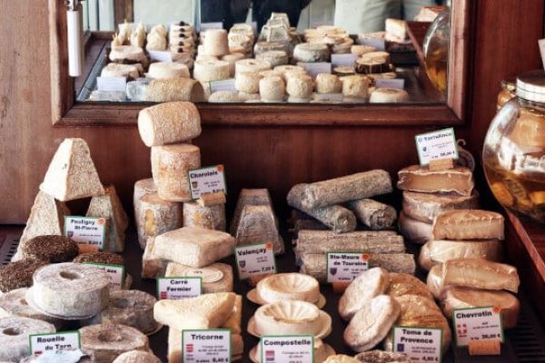 En image, des exemples de plateaux à fromage pour combler vos invités