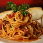 Recette traditionnelle des pâtes à la sauce bolognaise