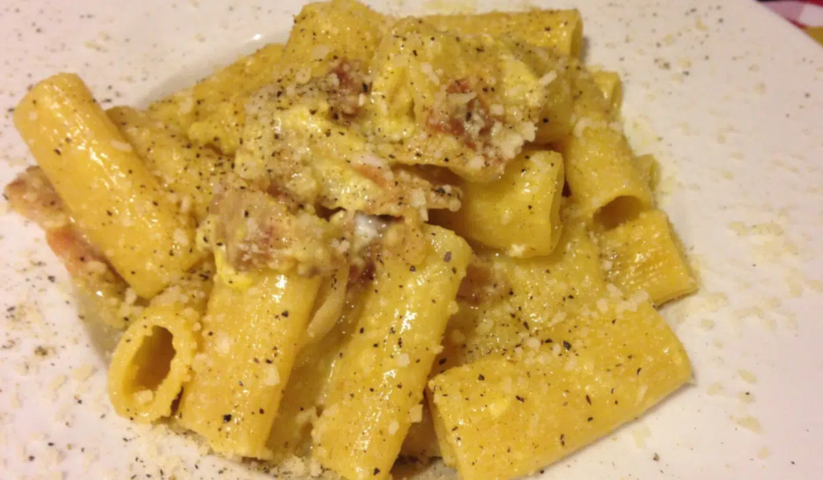 Réussir les pâtes à la carbonara traditionnelle
